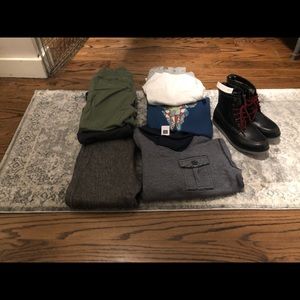 Lot of Boys sz 10 Gap joggers & shirts